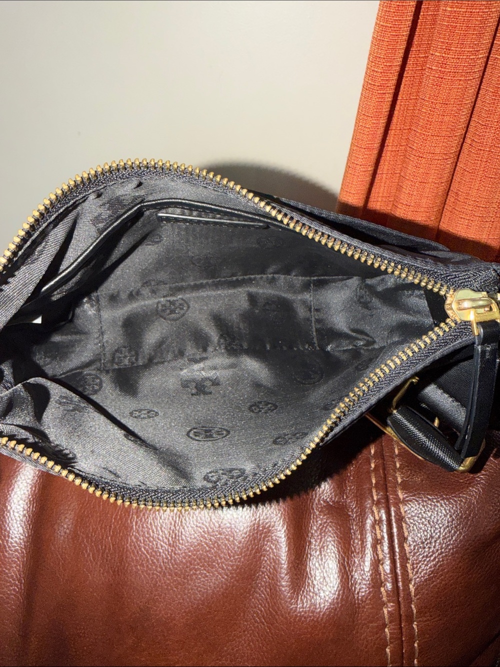 ‼️Tory Burch Black Nylon Crossbody Bag - Picture 10 of 12
